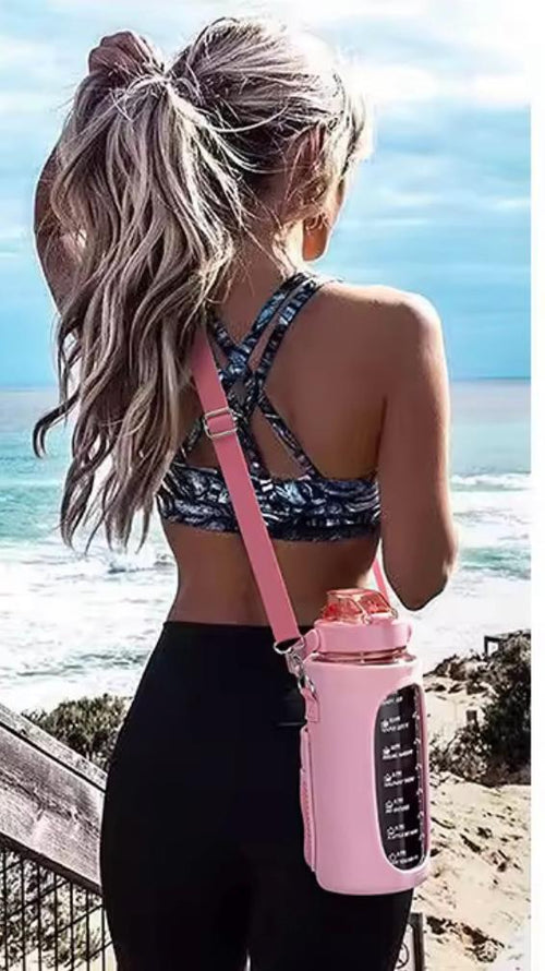 Gourde Fitness Motivante 2L avec Paille, Bandoulière et Poche Téléphone