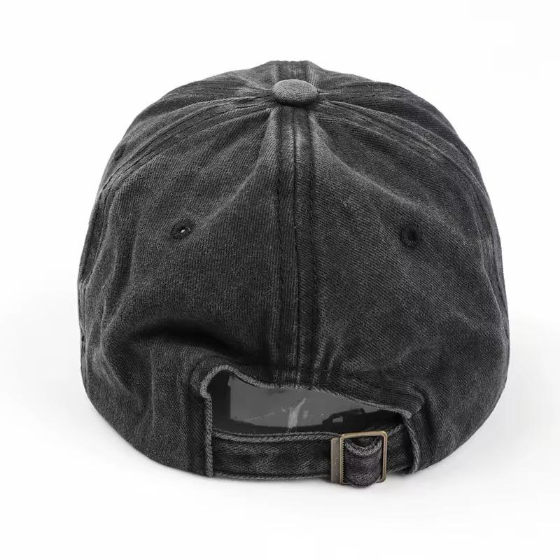 Casquette Délavée avec Cœur Brodé